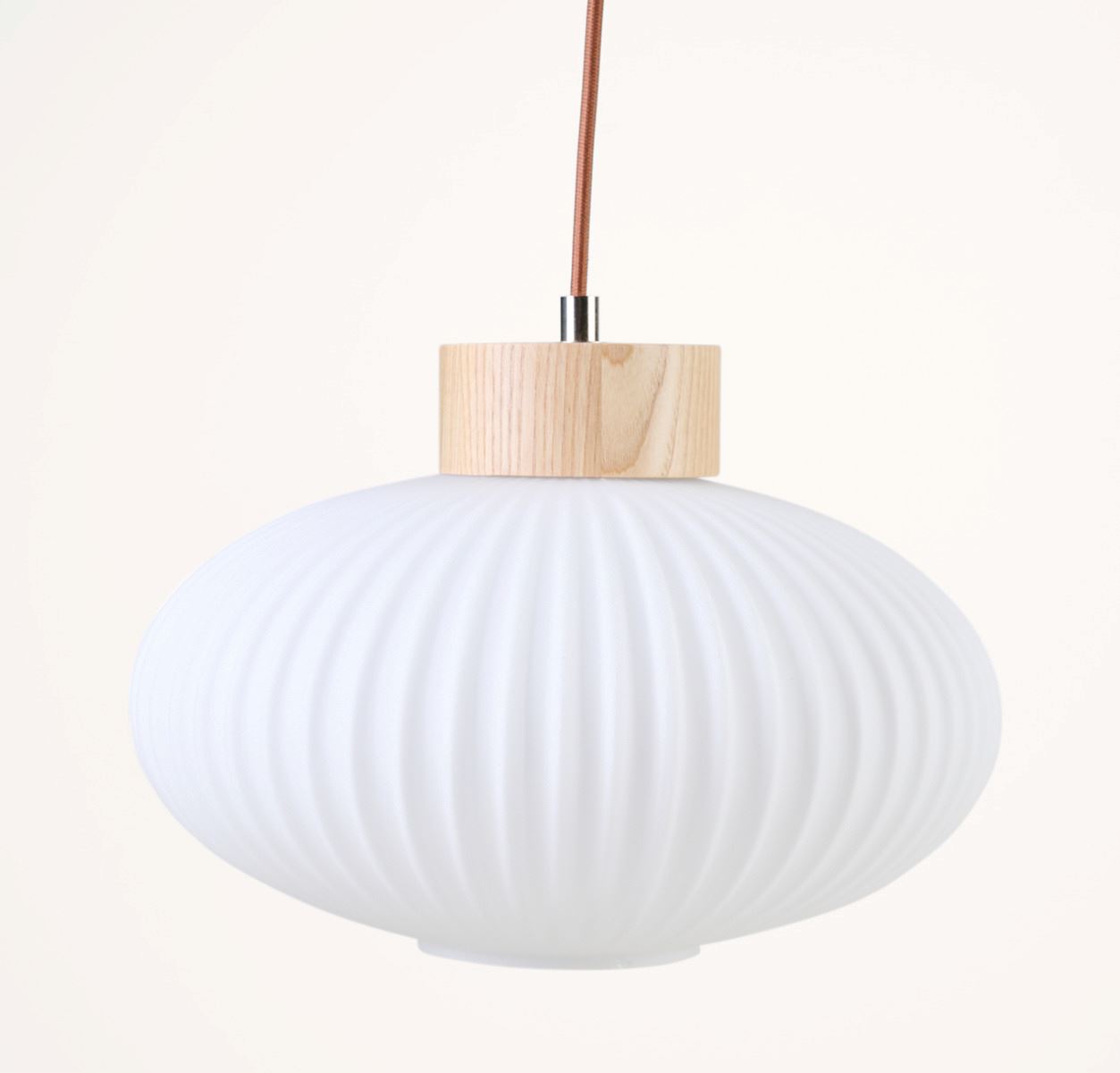 Kattovalaisin luonnonväri - 5