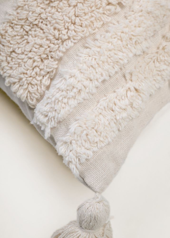 Koristetyynynpäällinen luonnonvalkoinen - 2