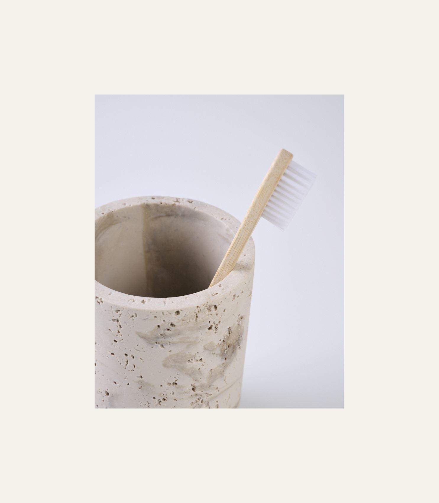 Hammasharjateline beige - 2