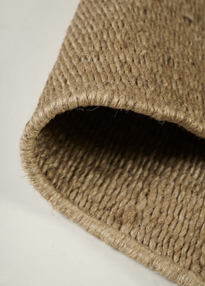 Matto tumma hiekka - 2