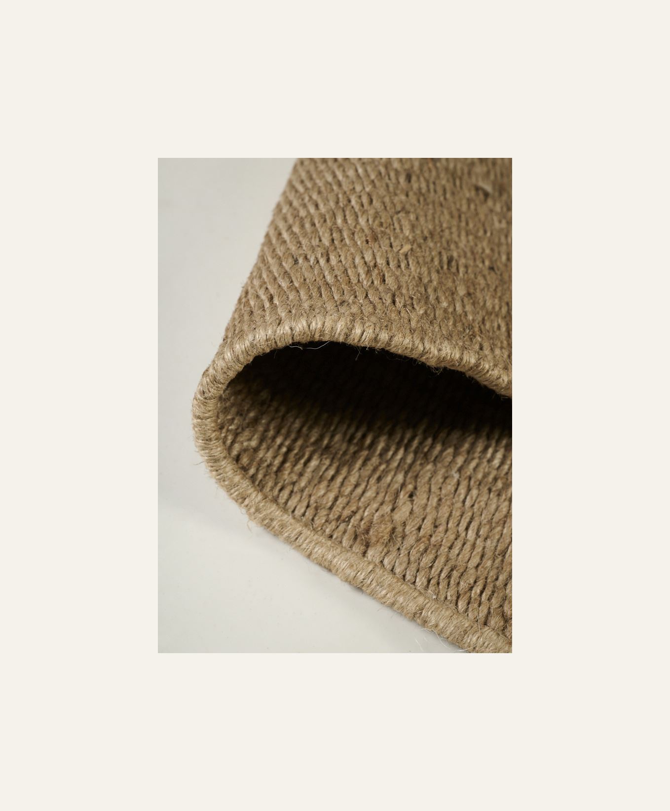 Matto tumma hiekka - 2