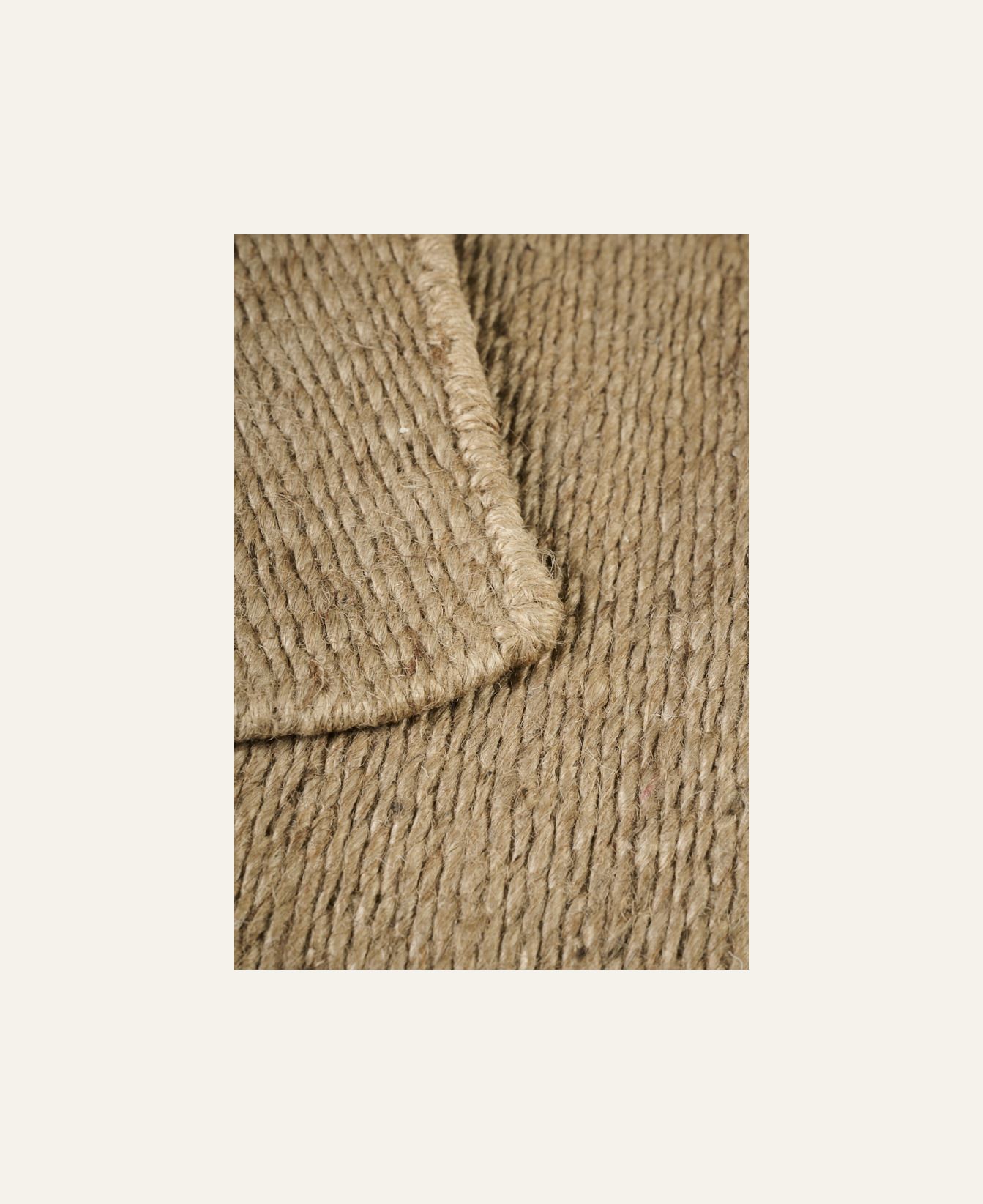 Matto tumma hiekka - 3