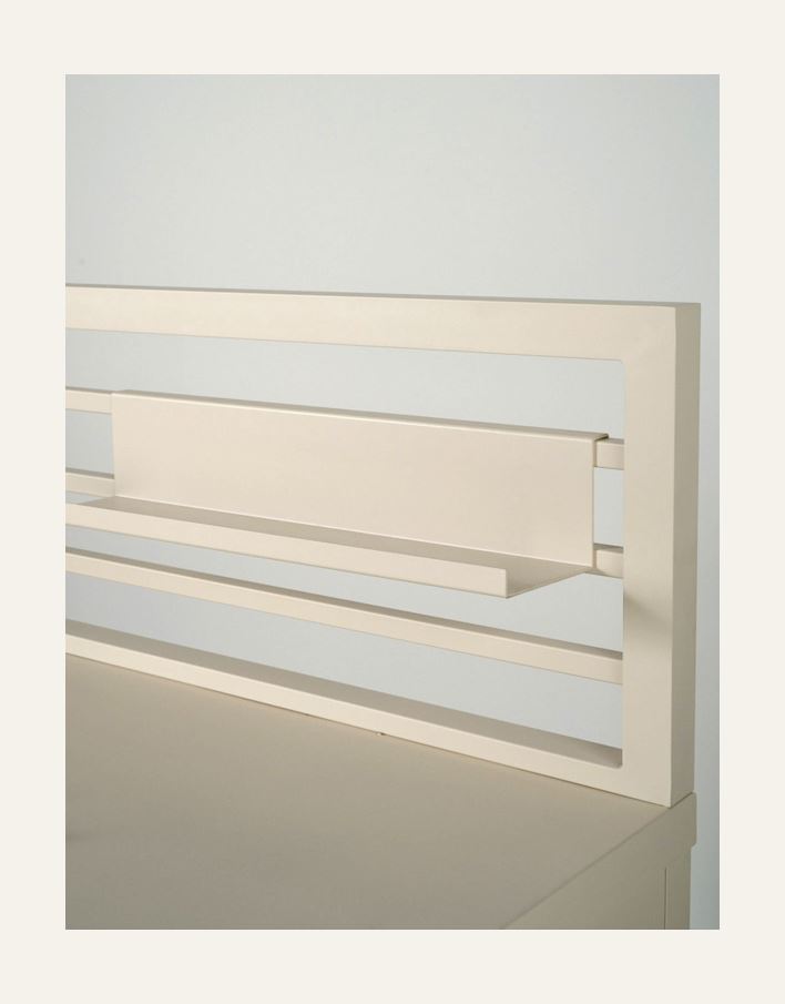 Ulkokeittiön hylly creme - 2