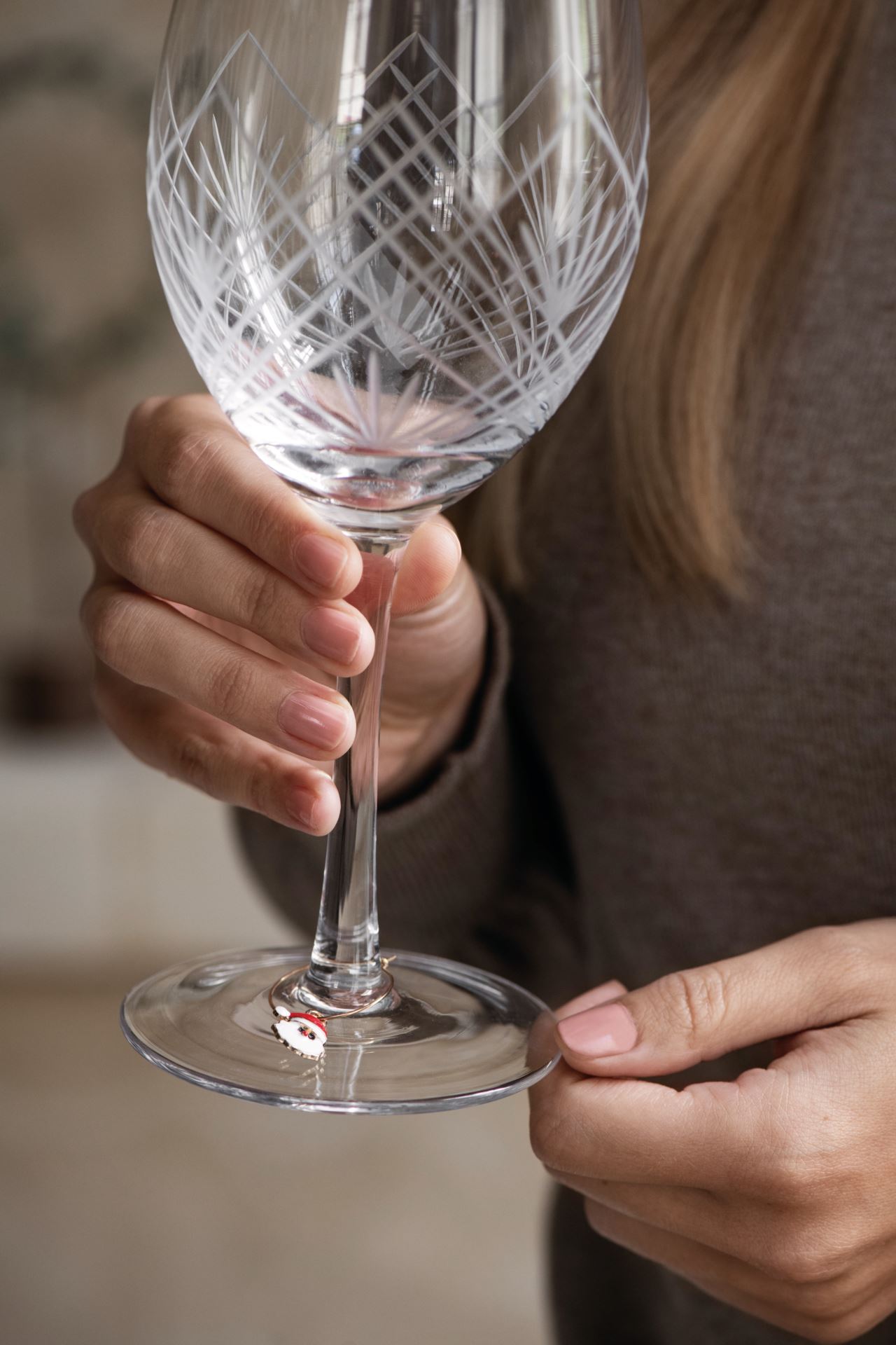 Punaviini lasi läpikuultava - 6