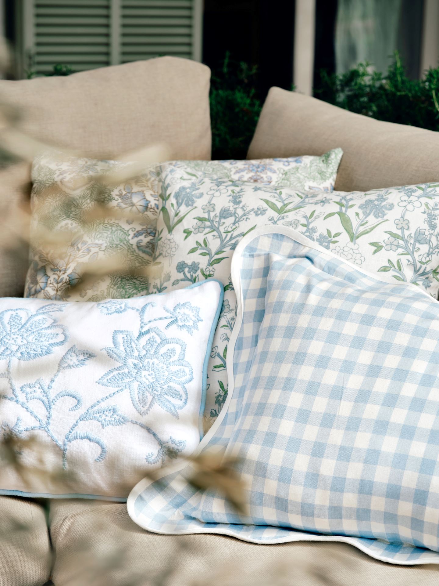 Koristetyyny vaaleansininen - 2