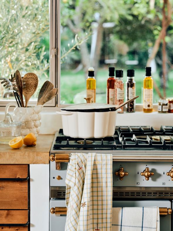 Valurautainen kattila pyöreä creme - 2