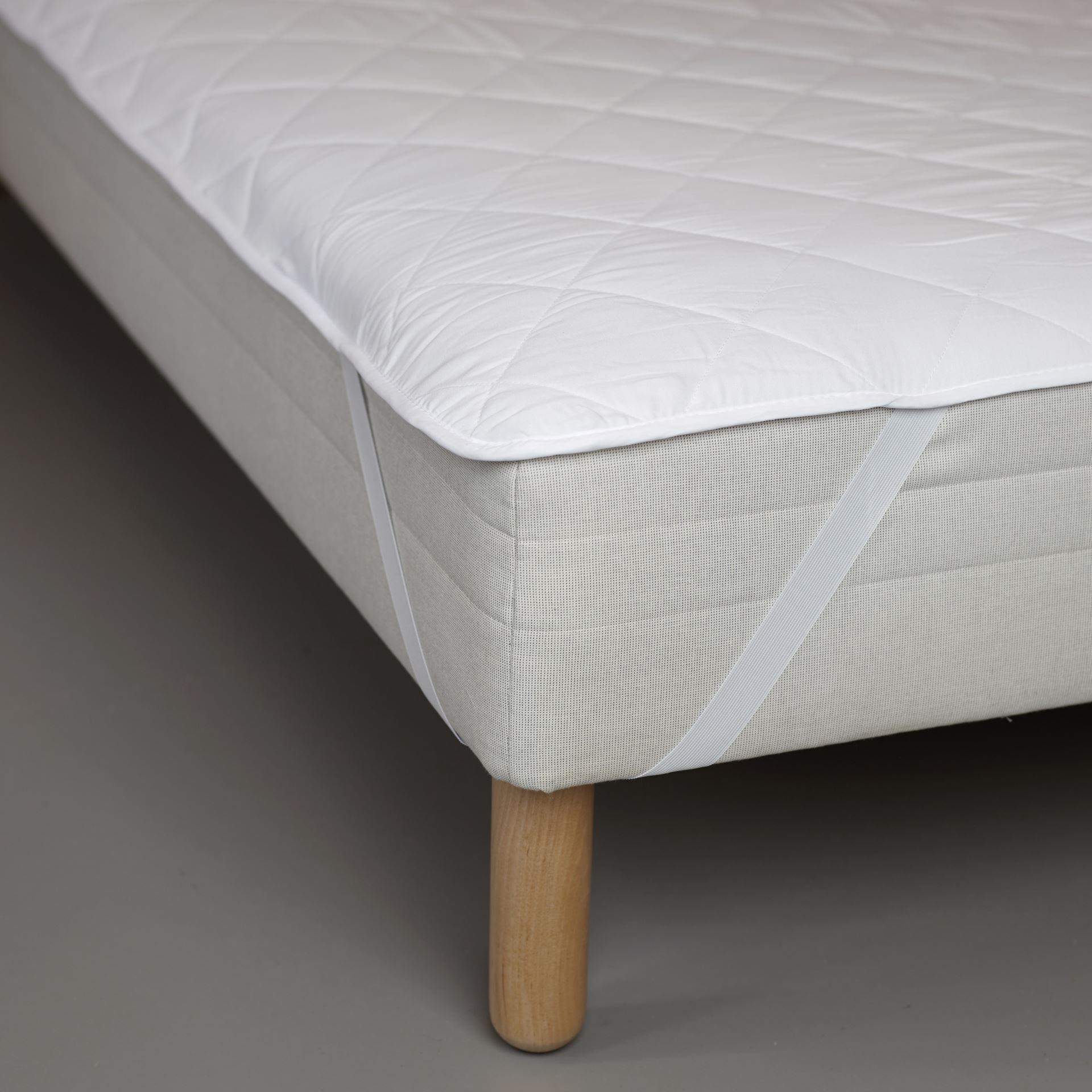 Patjansuojus valkoinen - 2