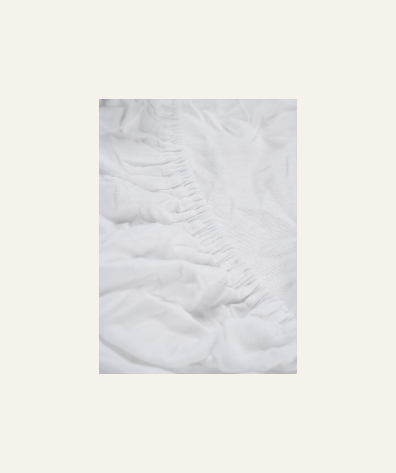 Muotoonommeltu aluslakana valkoinen - 3