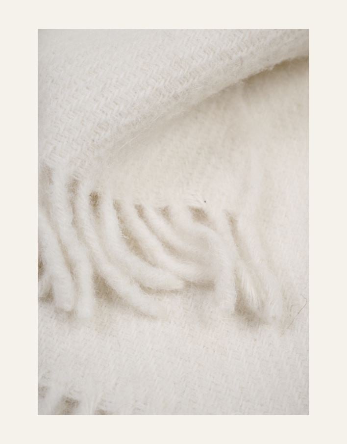 Villahuopa luonnonvalkoinen - 3