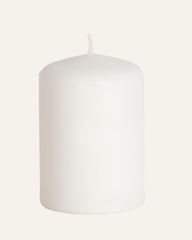 Pöytäkynttilä valkoinen - 6,8x10 cm valkoinen - 1