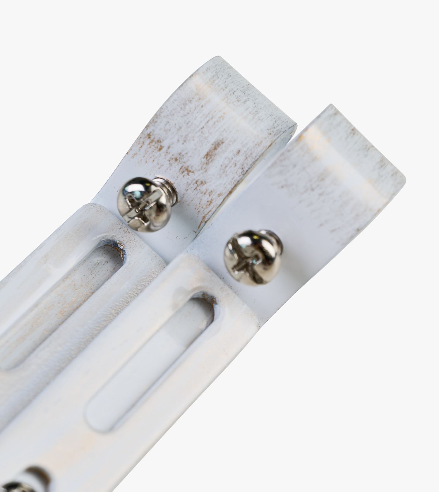 Seinäkiinnikkeet kulta - 2