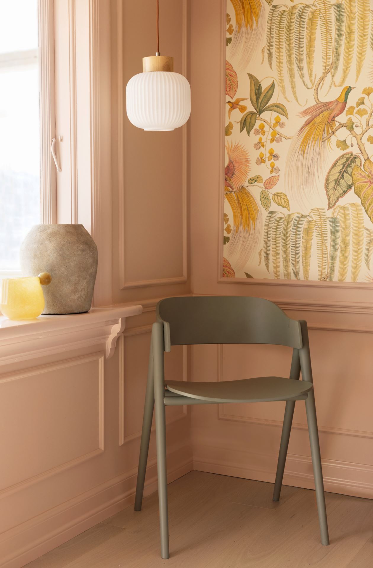 Kattovalaisin luonnonväri - 7