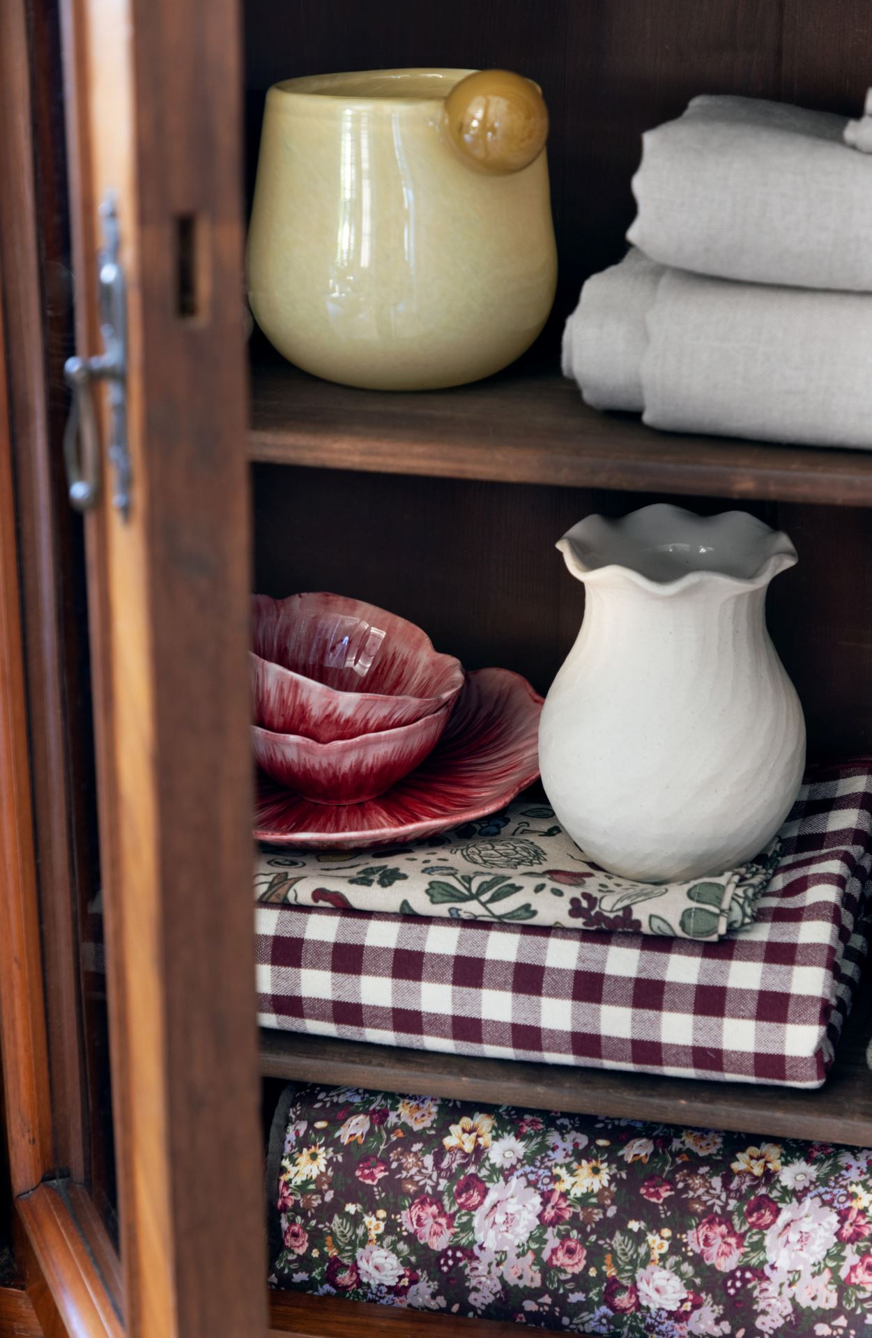 Kulho tummanpunainen - 2