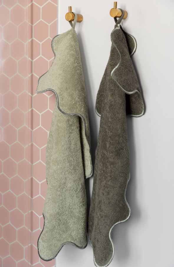 Pyyhe tummanvihreä - 3