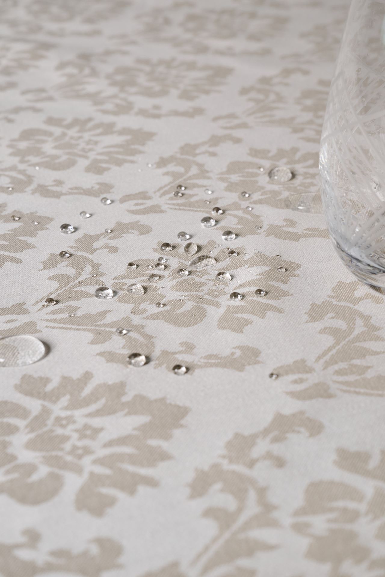 Pintakäsitelty pöytäliina beige - 6