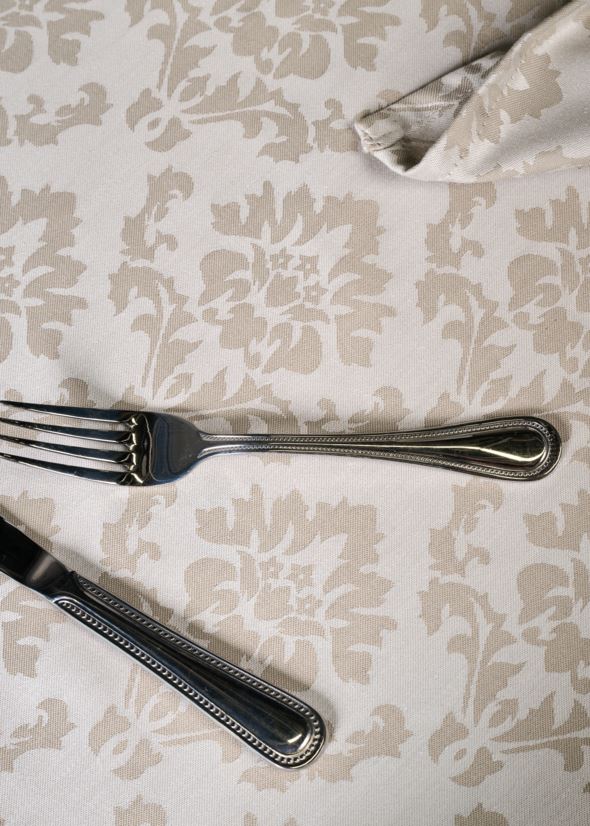 Pintakäsitelty pöytäliina beige - 2