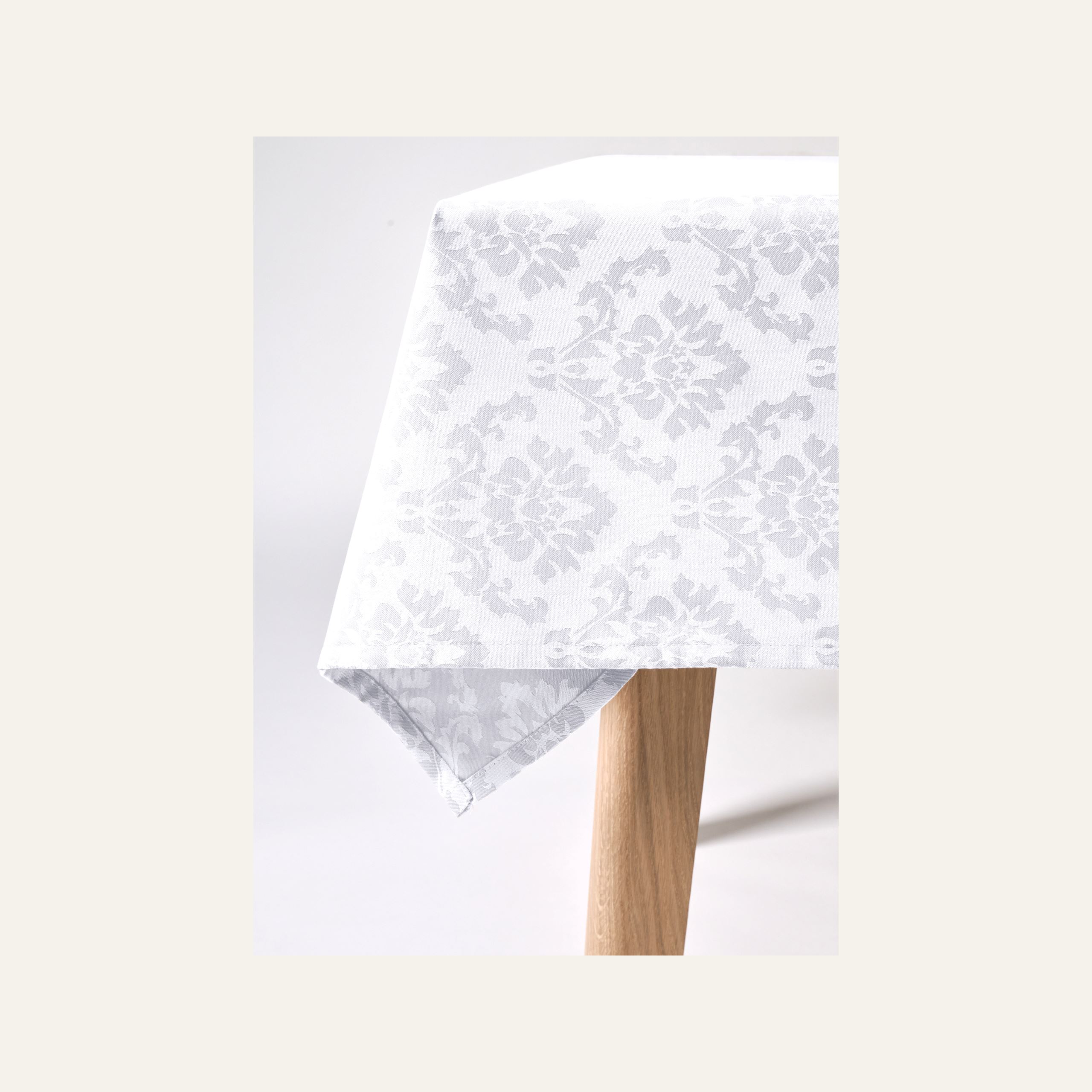 Pintakäsitelty pöytäliina valkoinen - 2