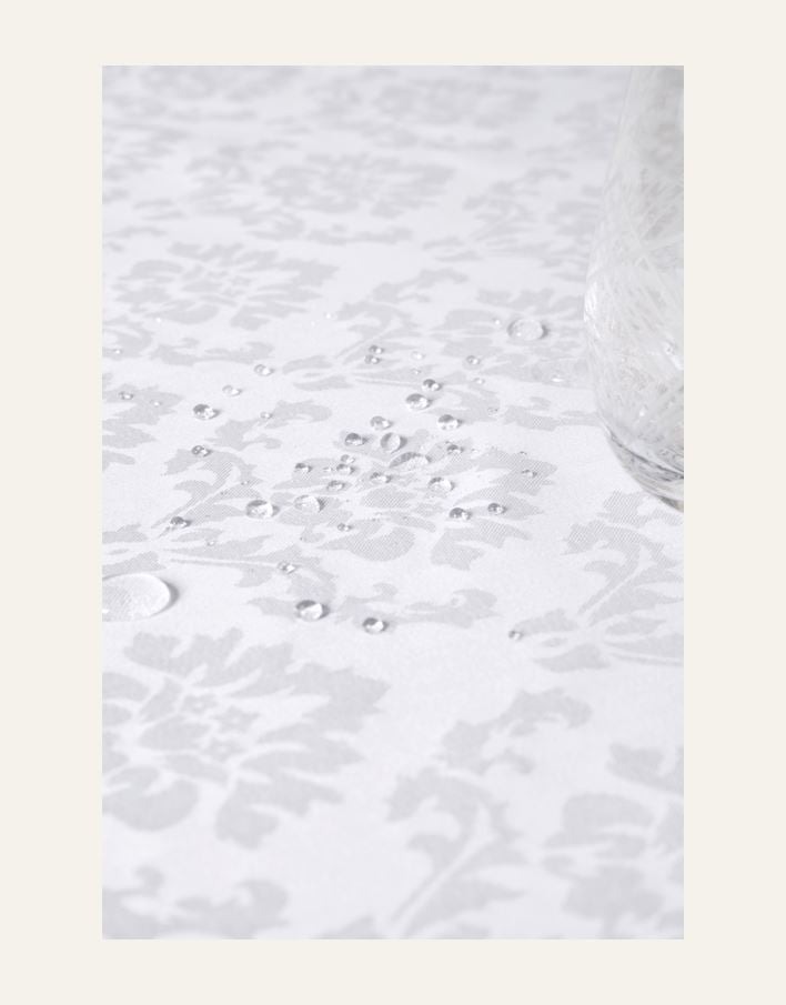 Pintakäsitelty pöytäliina valkoinen - 5