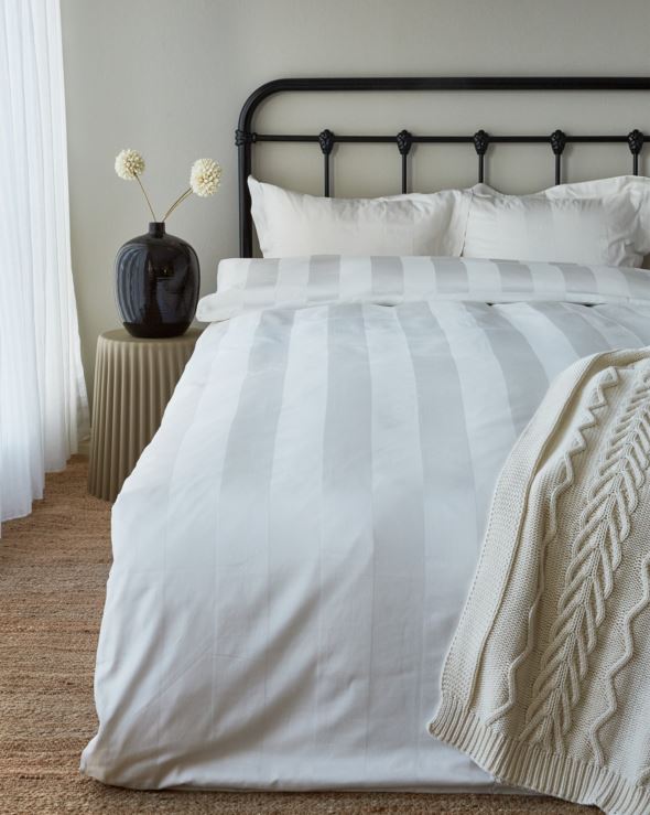 Pussilakanasetti satiinipuuvillaa luonnonvalkoinen - 2