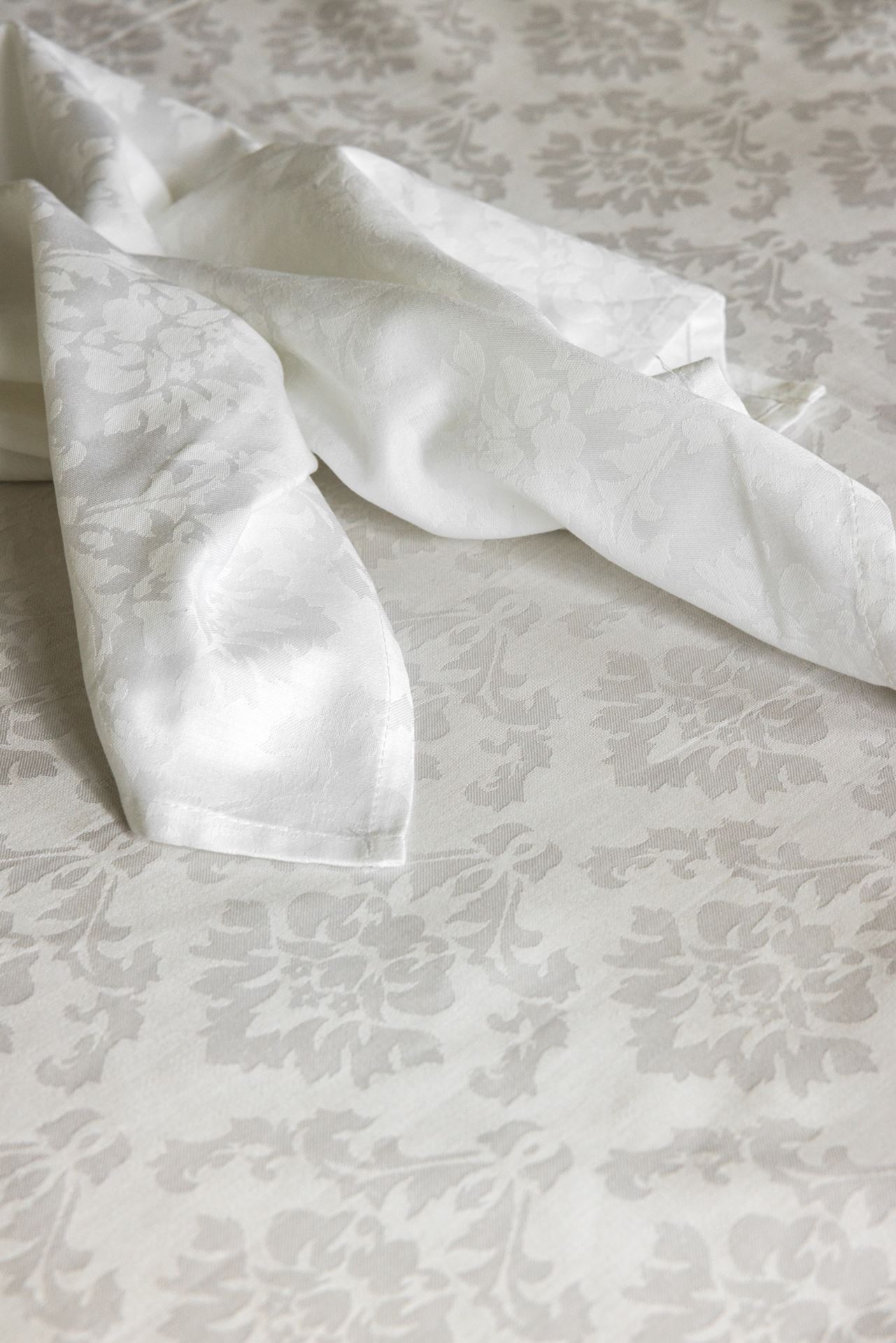 Kangaslautasliina, 2 kpl  valkoinen - 5