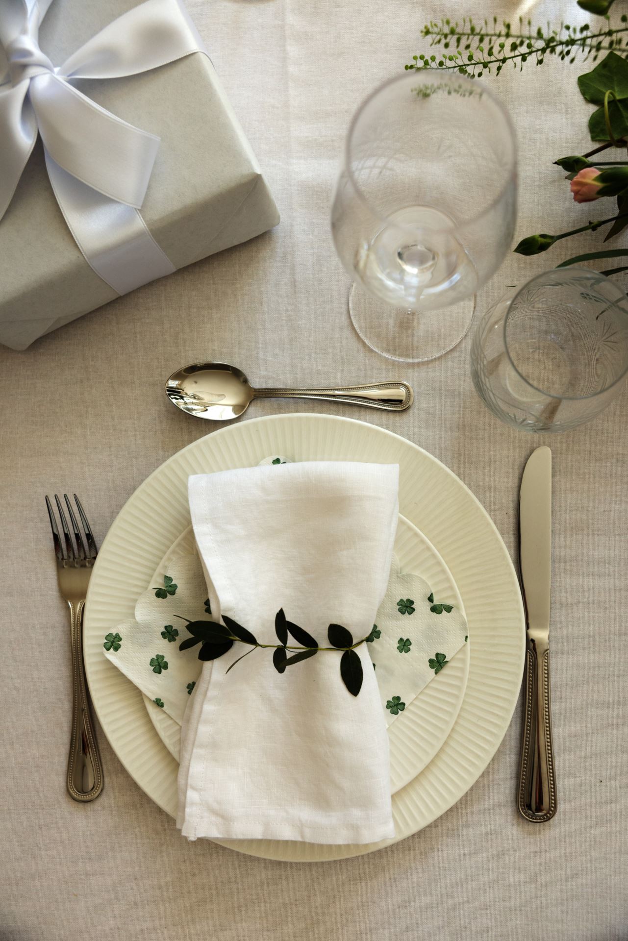 Pellavaservetti valkoinen - 4