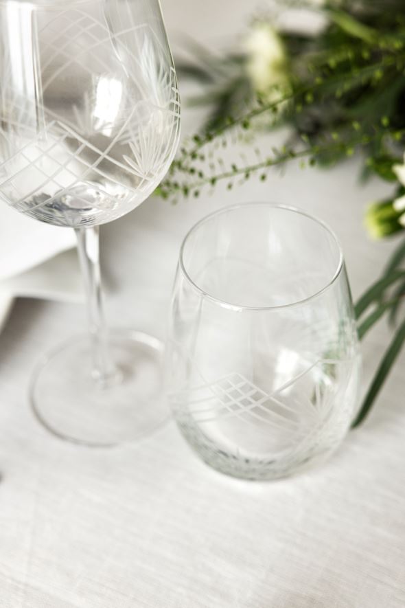 Vesilasi läpikuultava - 4