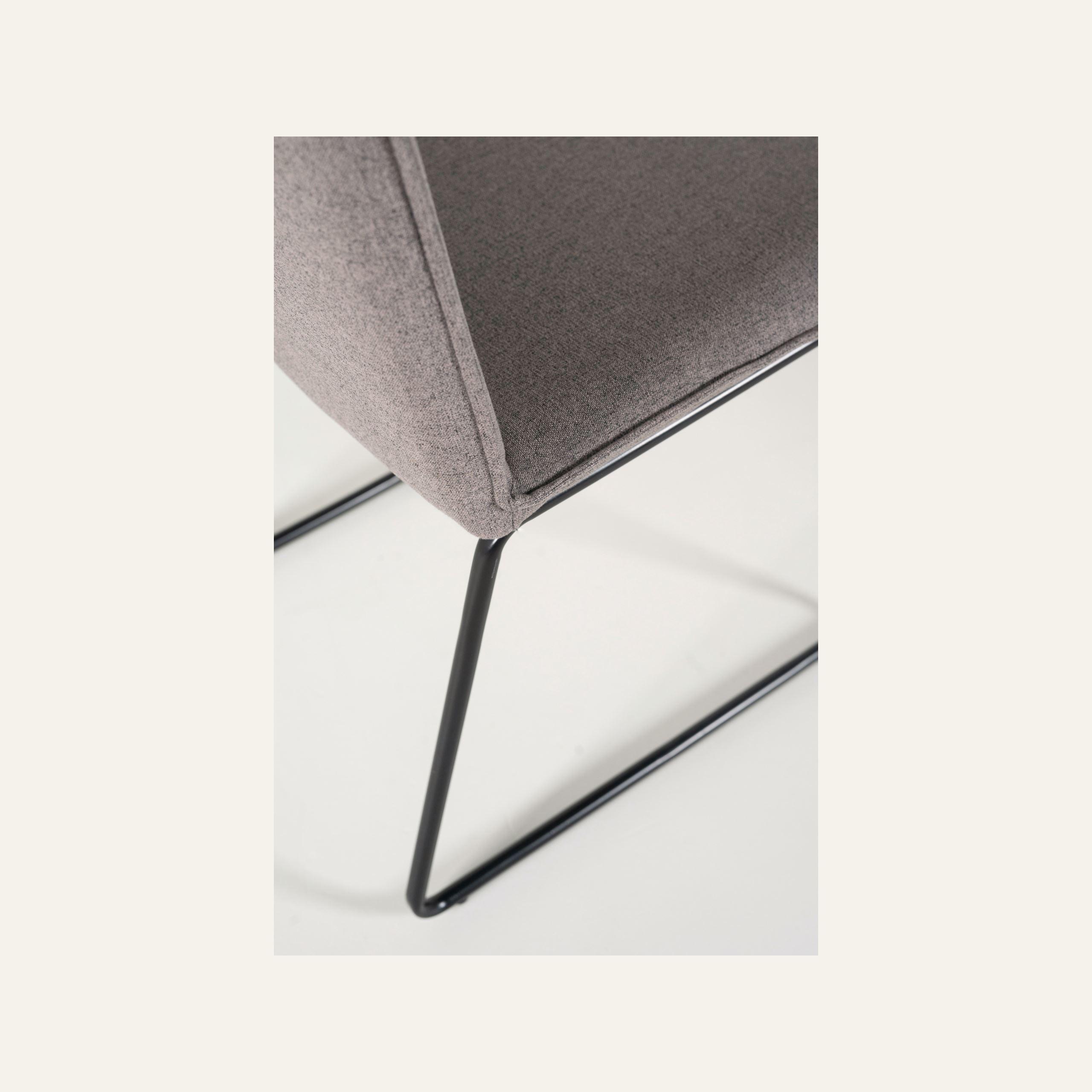 Ruokapöydän tuoli greige - 8