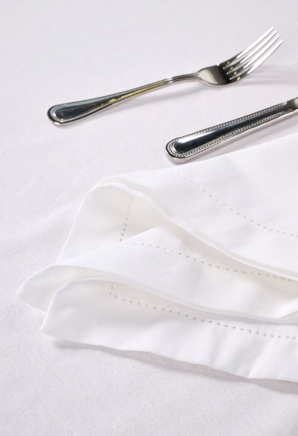 Pöytäliina valkoinen - 6