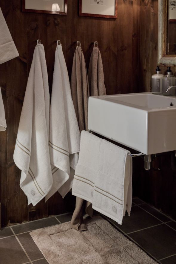 Käsivoide läpikuultava - 3