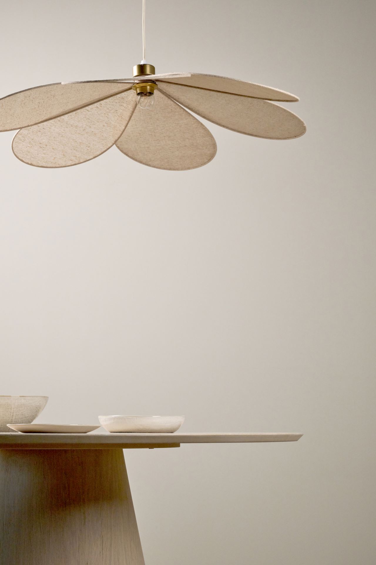 Kattovalaisin luonnonväri - 4