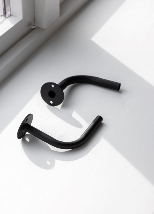 Päätykappale, 2 kpl musta - 3