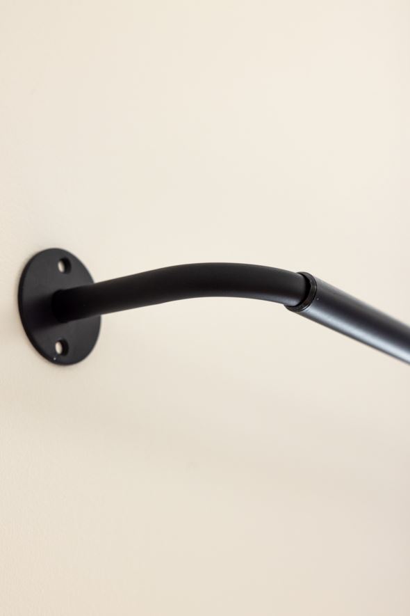 Päätykappale, 2 kpl musta - 6