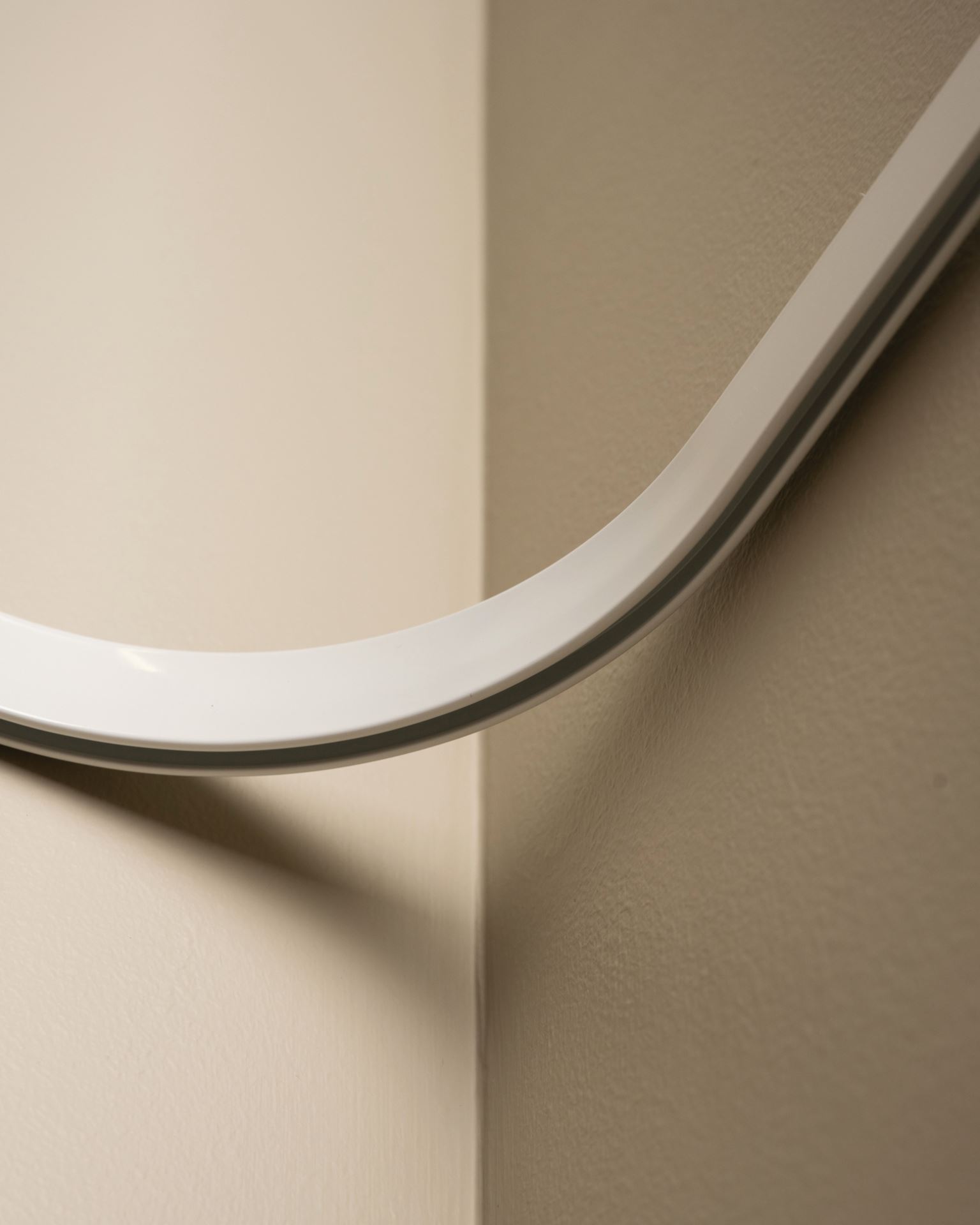 Verhokiskon kulmaosa 90° valkoinen - 2