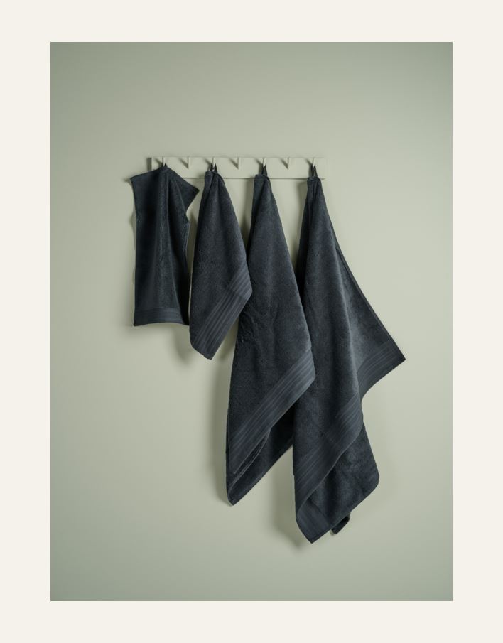 Pyyhe tummansininen - 6