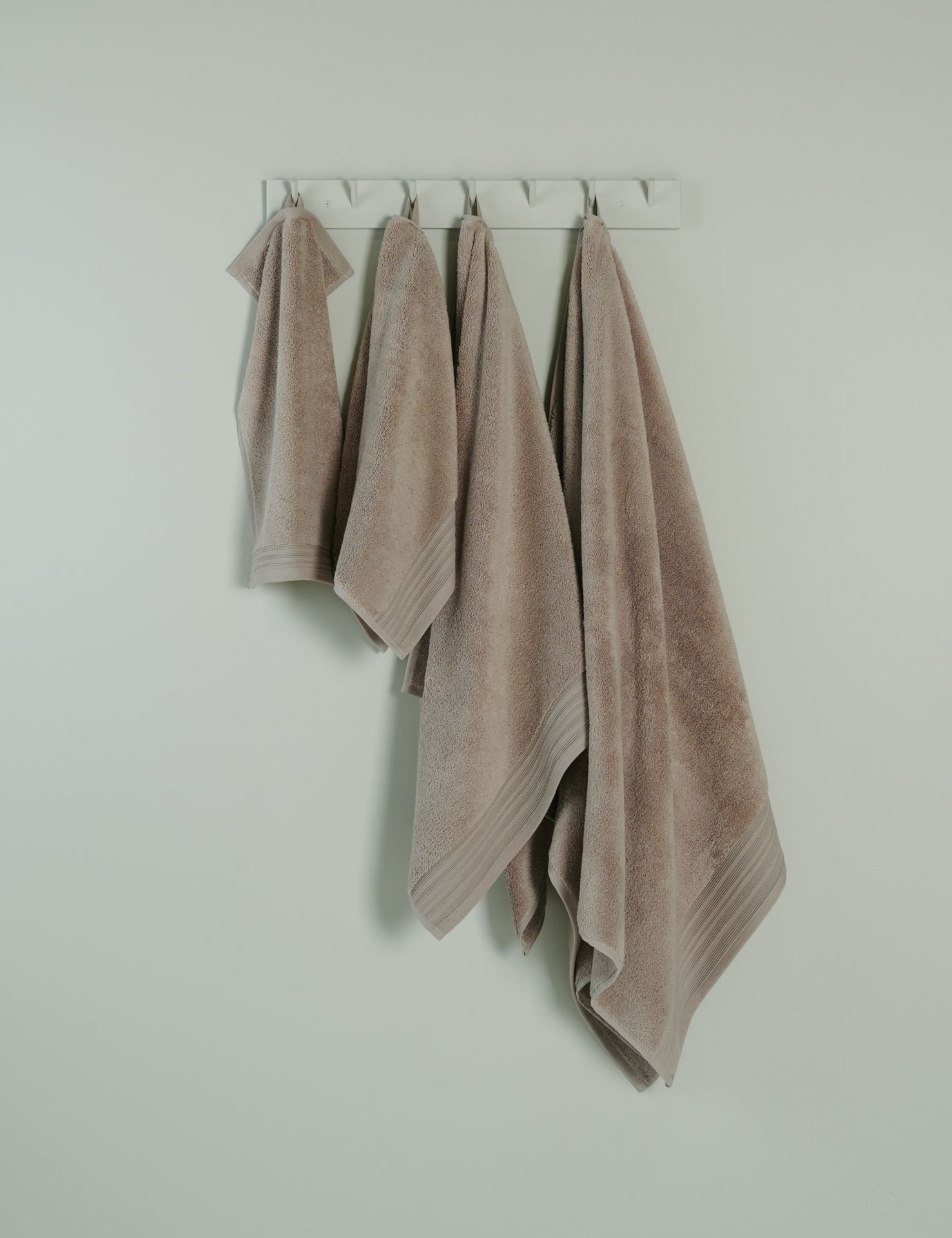 Pyyhe harmaanruskea - 3