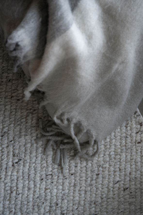 Matto luonnonvalkoinen - 2