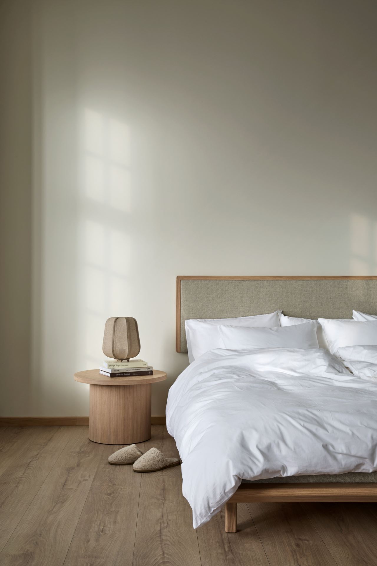 Öljytty sängynpääty beige - 3