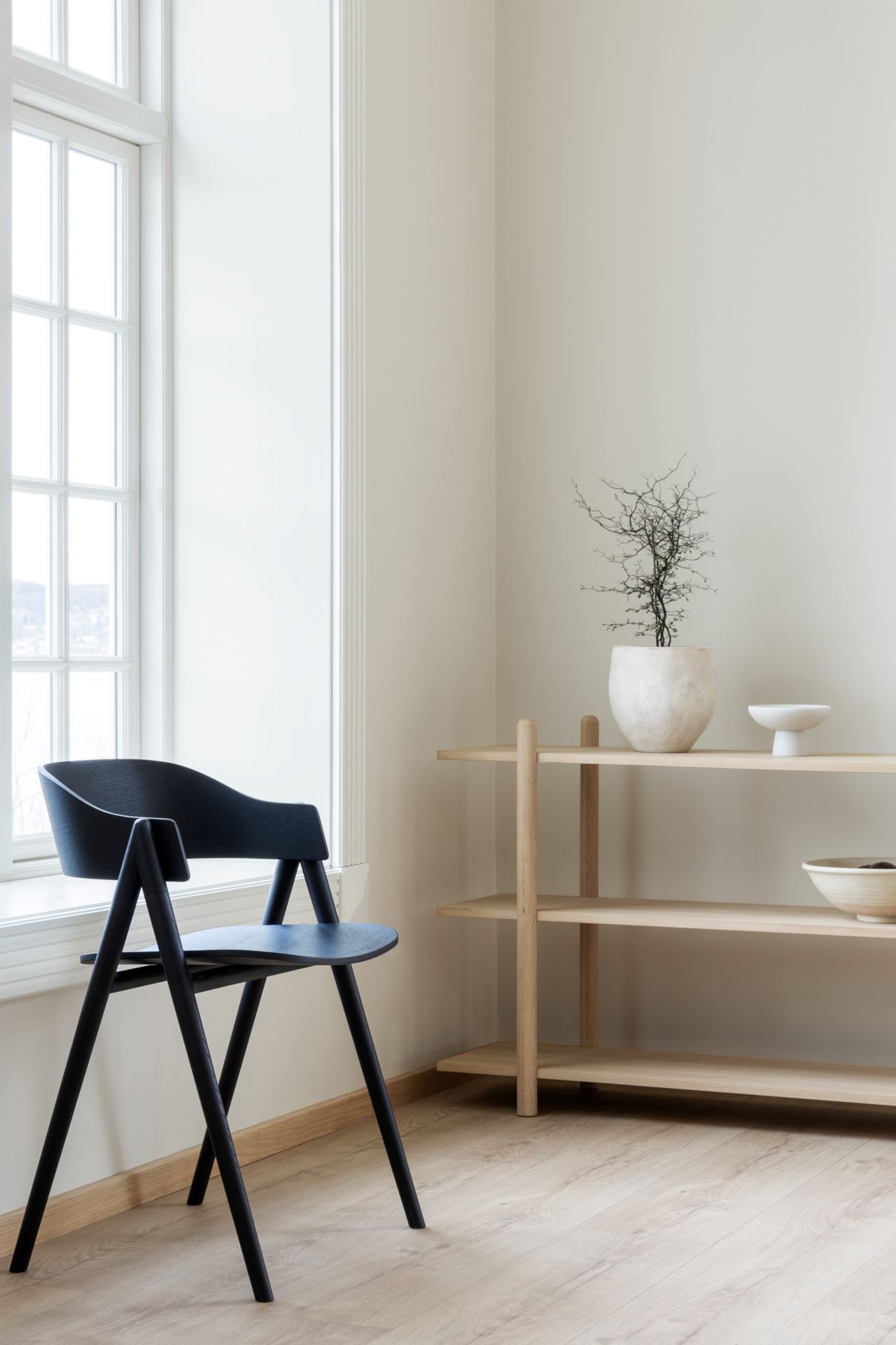 Ruokapöydän tuoli musta - 2