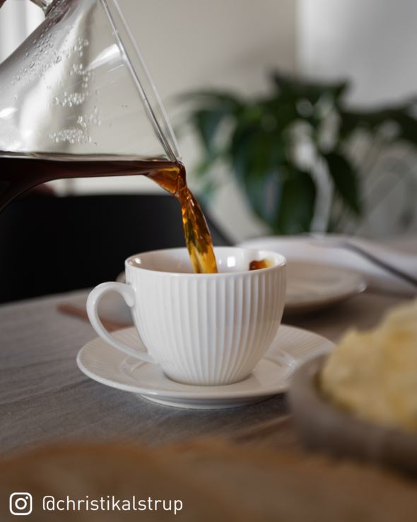 Kuppi aluslautasella valkoinen - 5