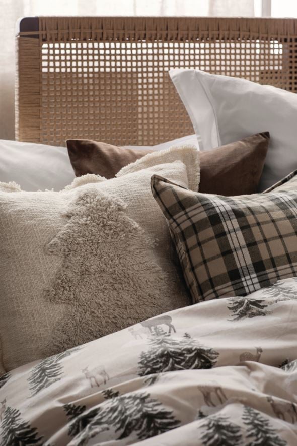Koristetyynynpäällinen luonnonvalkoinen - 2