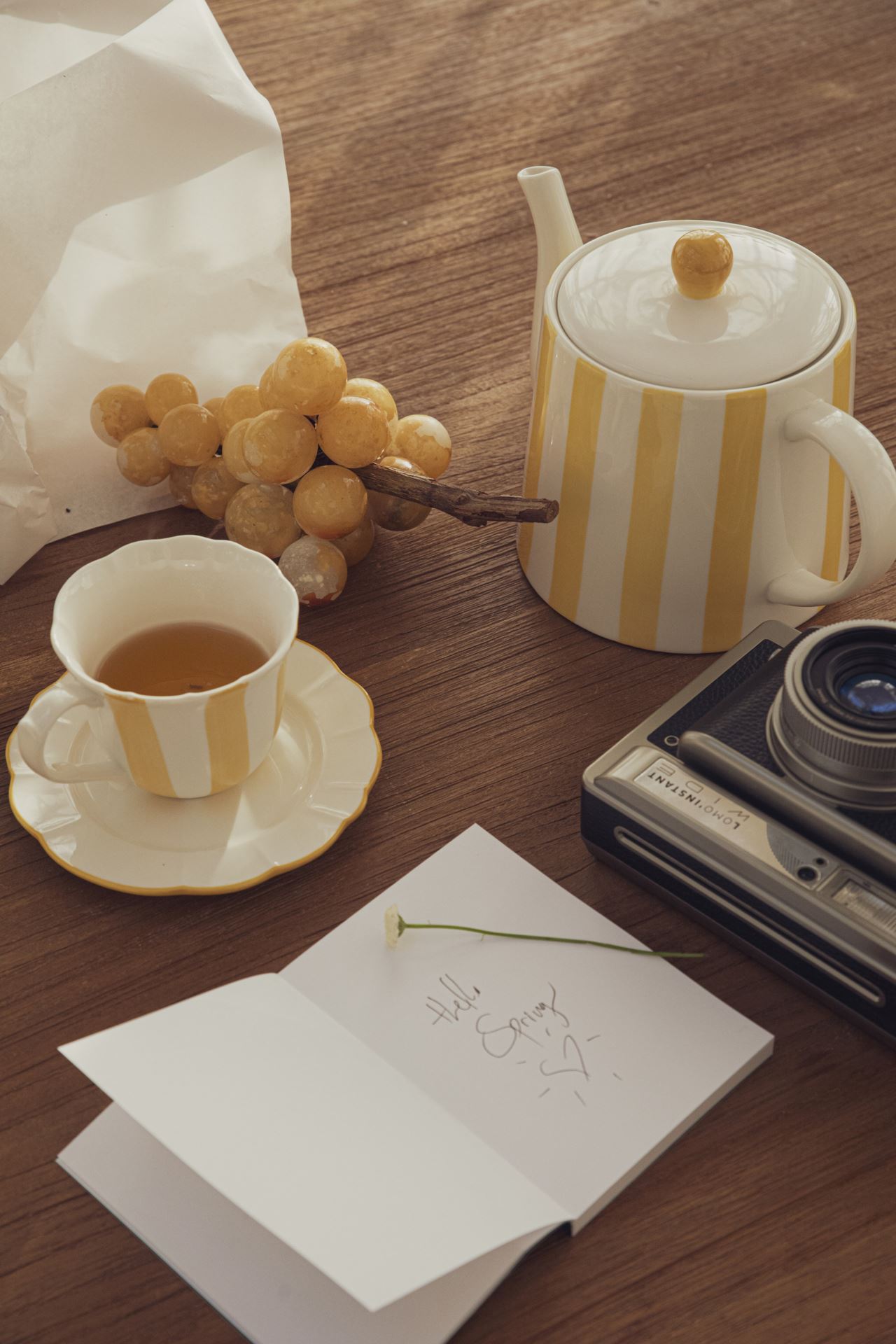 Kuppi ja aluslautanen keltainen - 2