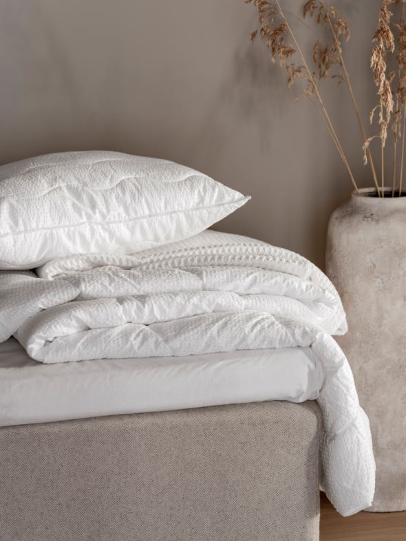 Keskilämmin kuitupeitto valkoinen - 3