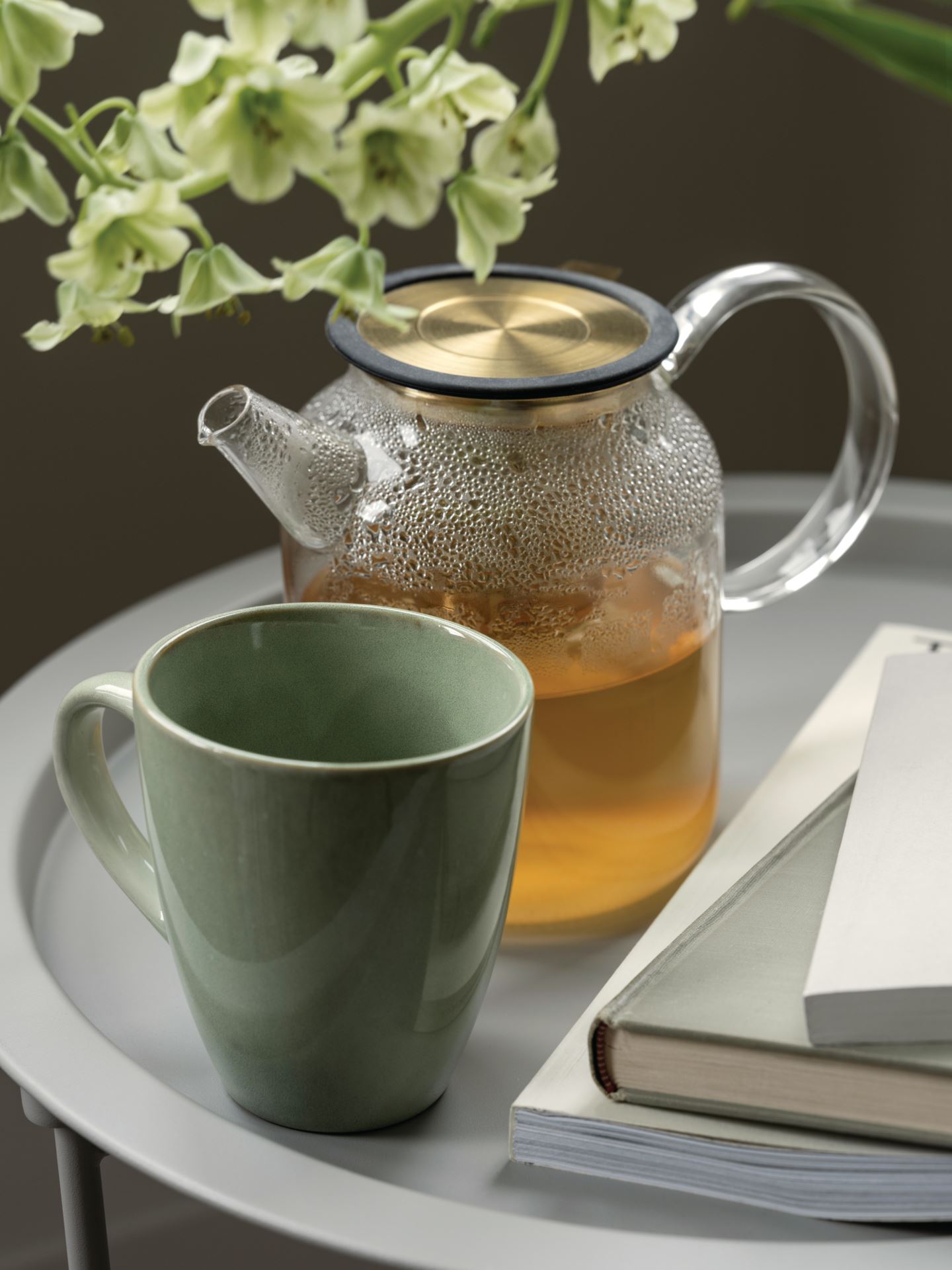 Teekannu                        kulta - 3