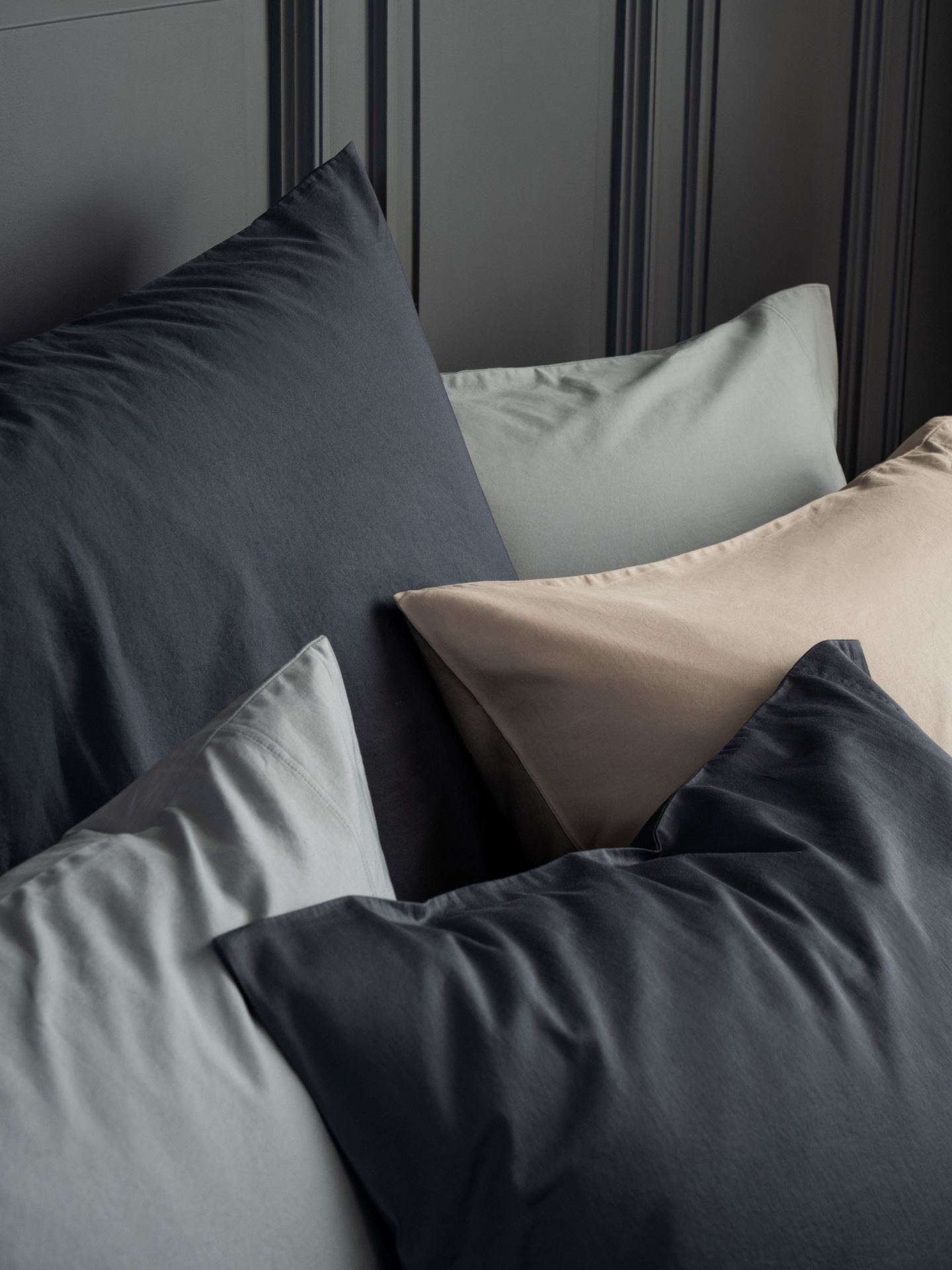 Tyynyliina satiinipuuvillaa sumuinen sininen - 2