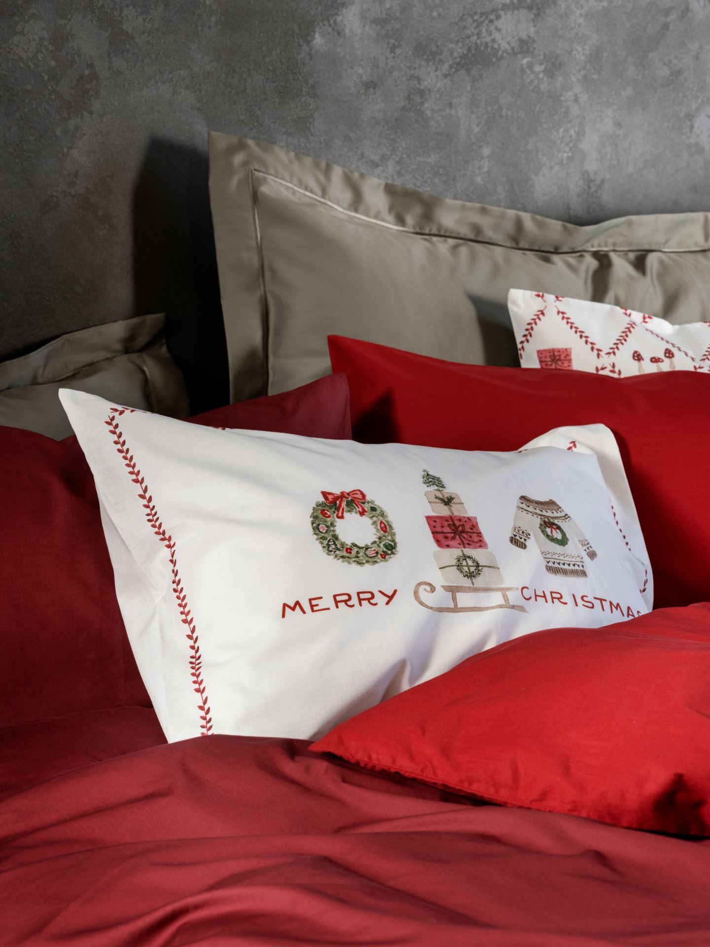 Pussilakanasetti satiinipuuvillaa tummanpunainen - 2