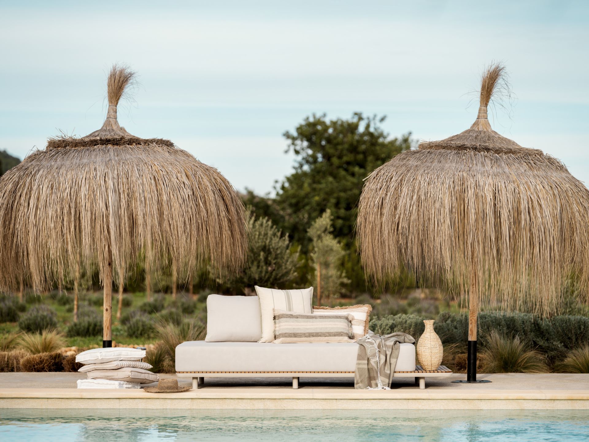 Sohva luonnonvalkoinen - 10