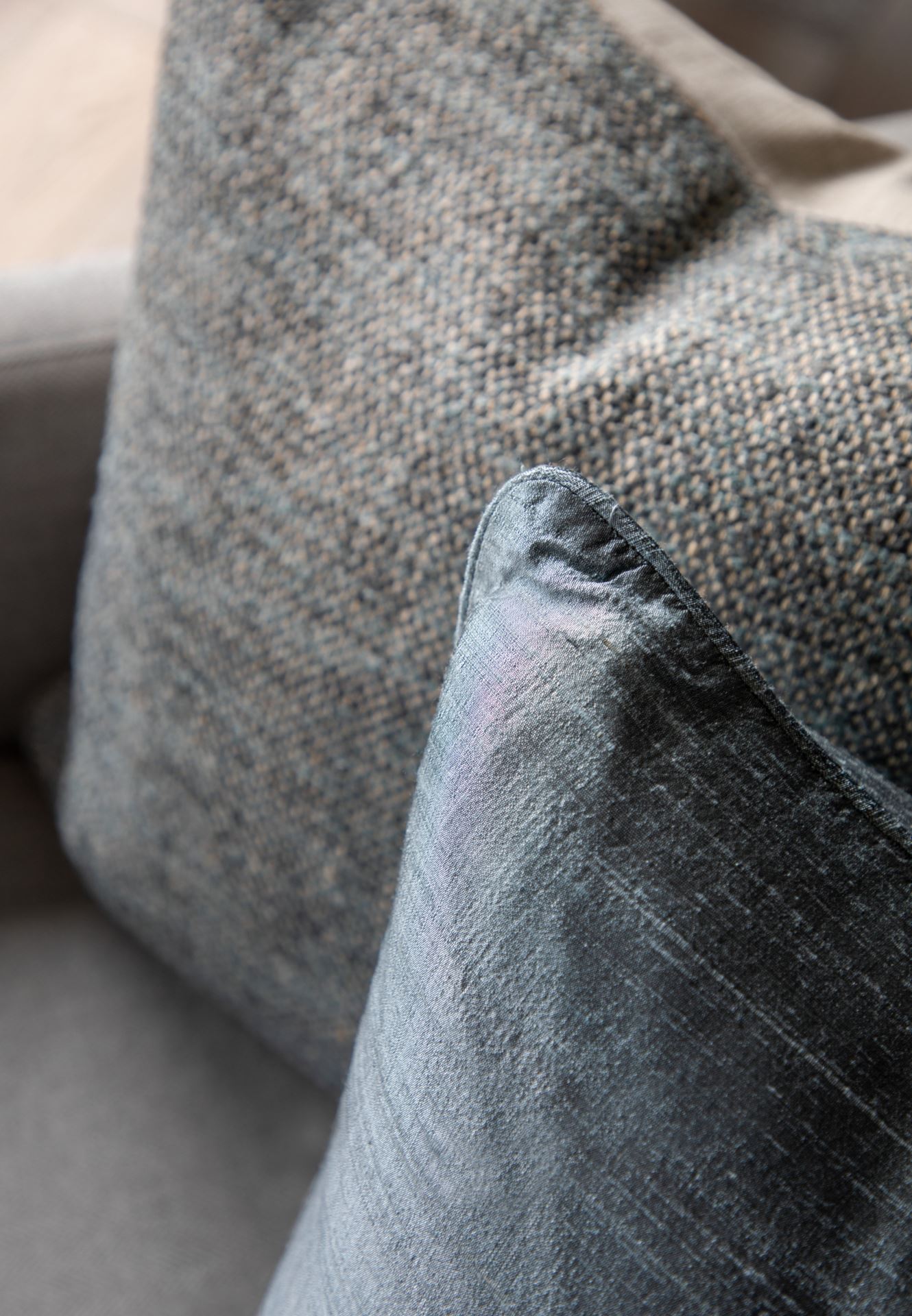 Koristetyynynpäällinen sumuinen sininen - 4