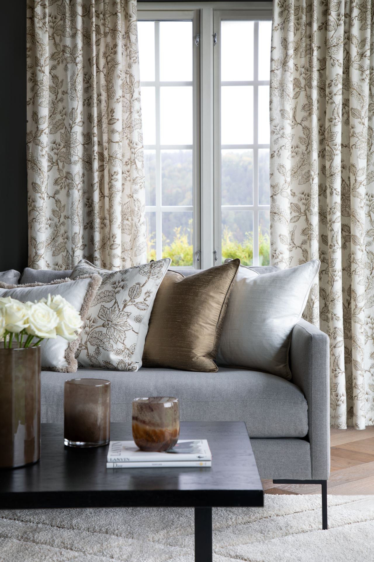 Koristetyynynpäällinen kulta - 5