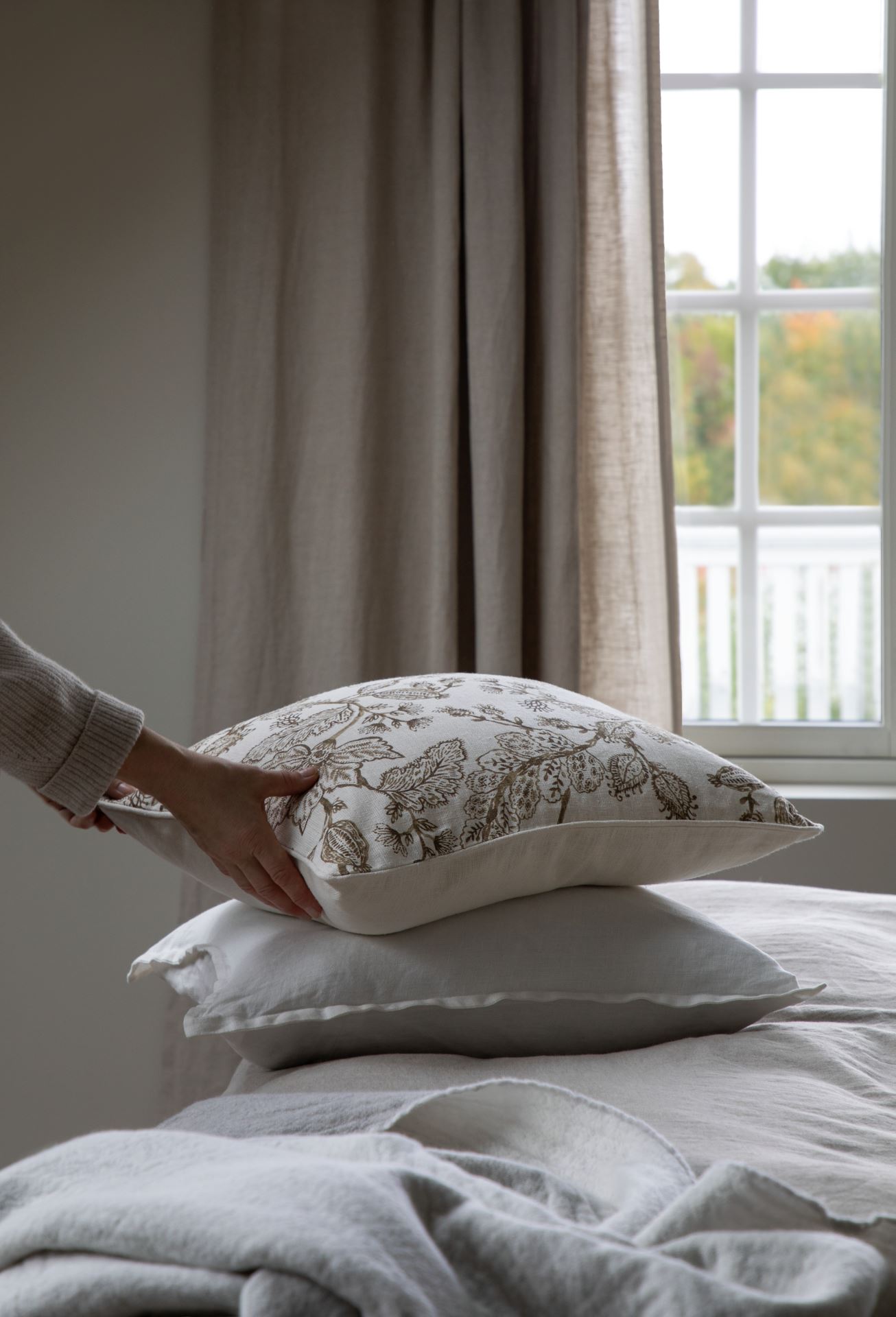 Koristetyynynpäällinen valkoinen - 3