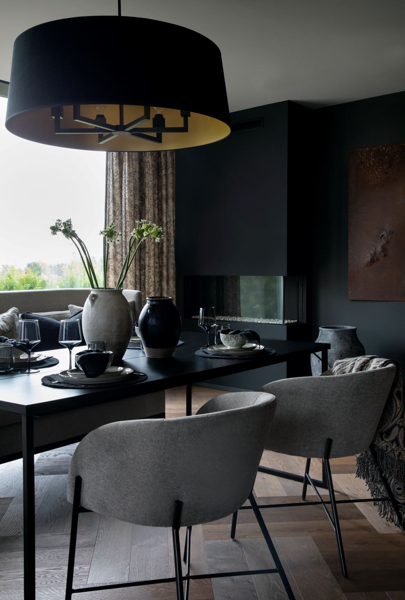 Ruokapöytä musta - 5